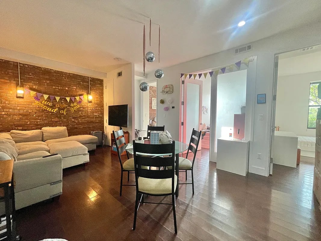 204 Starr St 3R