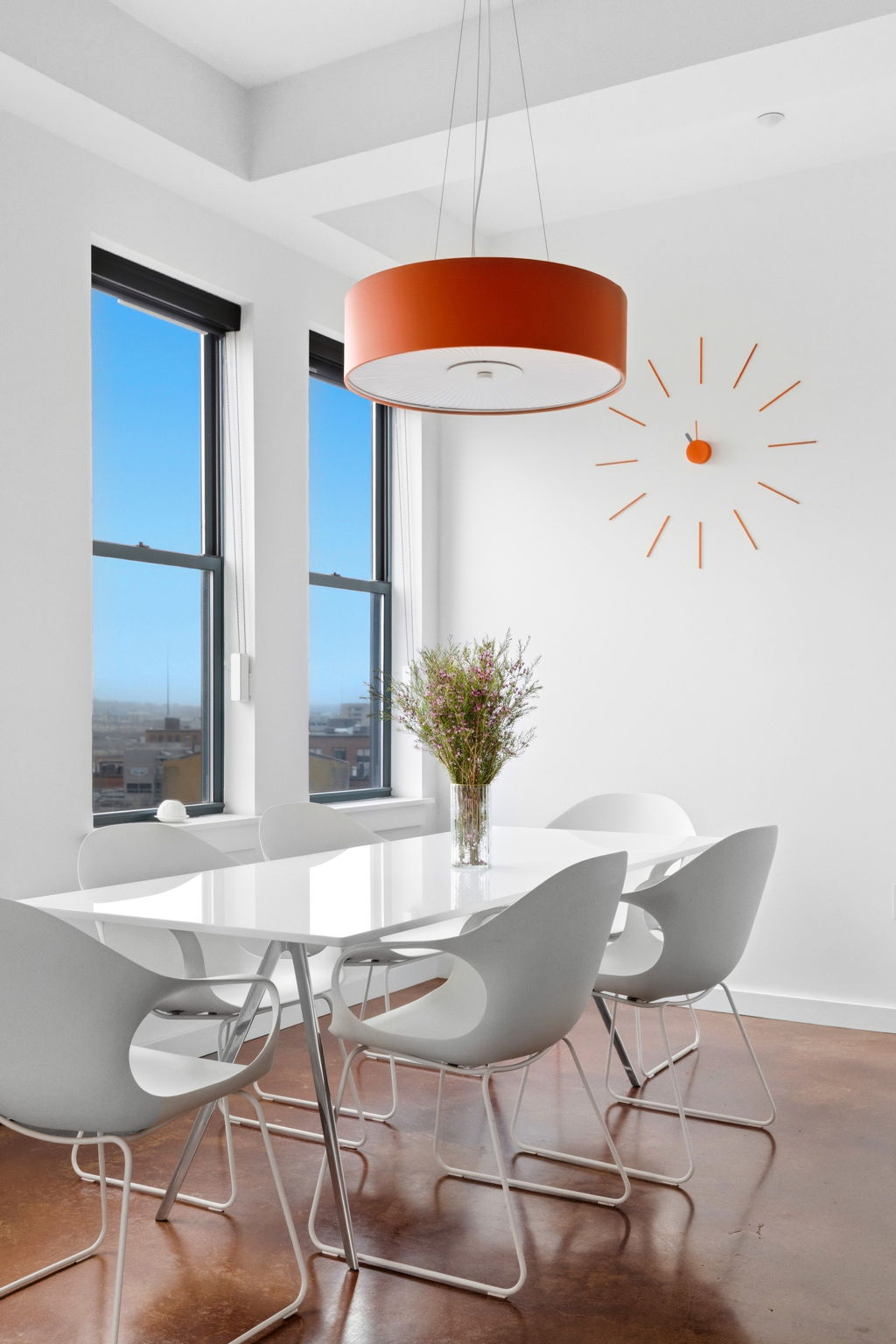 Sowa Full Service Condo