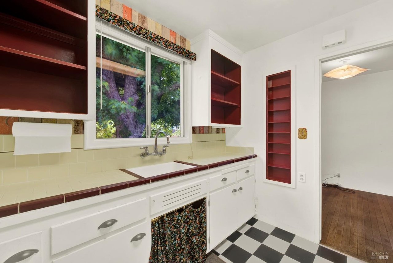 285 Homewood Ave