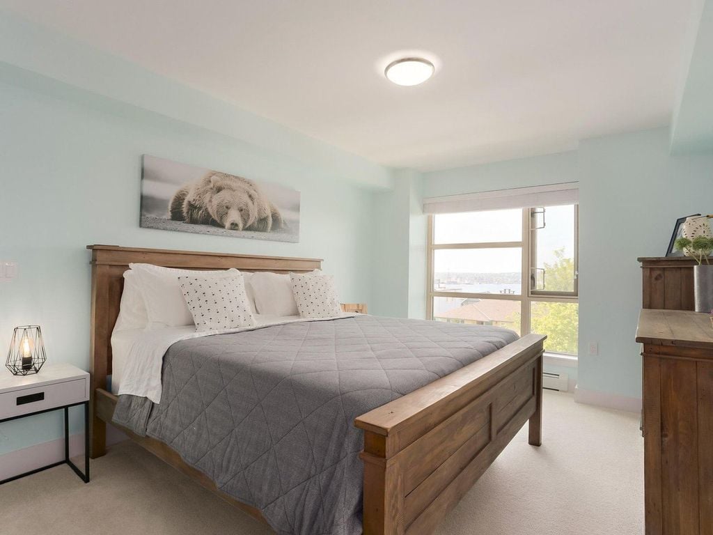 244 E 5 St, #6
