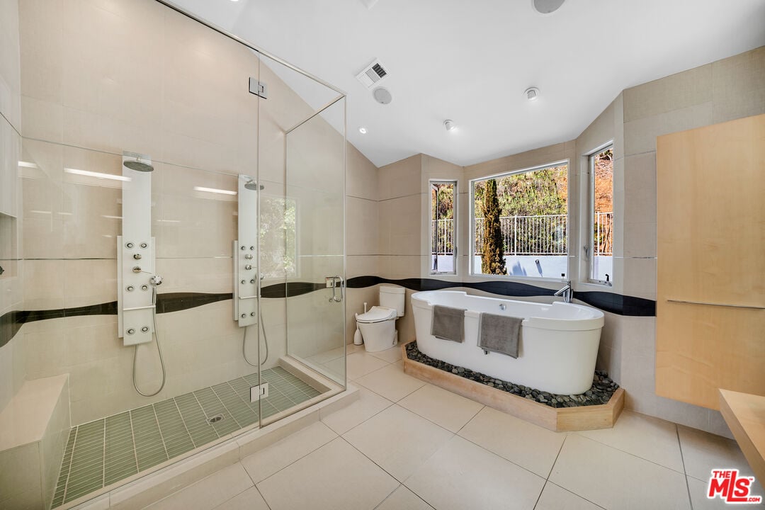 Luminor Estate, N Crescent Heights Blvd, 90069