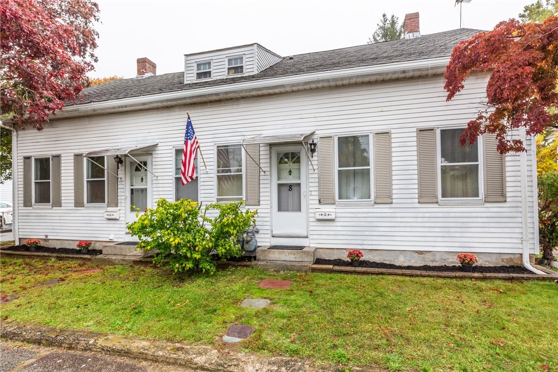 8 Water St