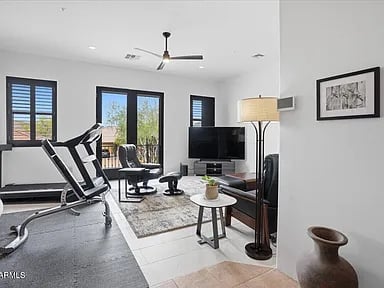 5311 E Gray Wolf Trail