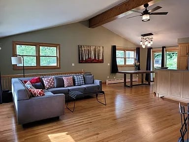 26 Lynn Fells Pkwy