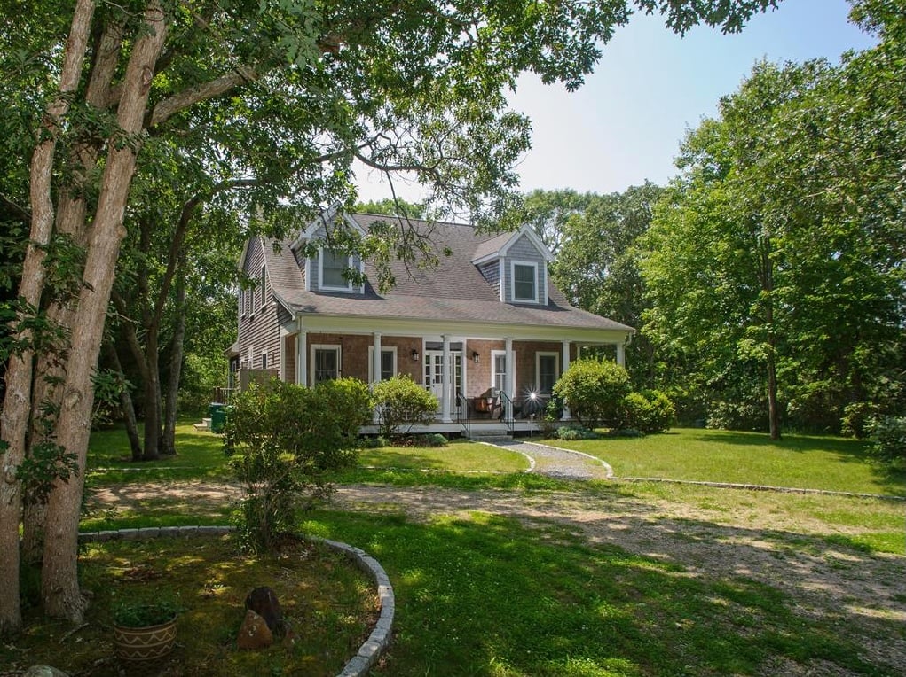 225 Great Plains Rd