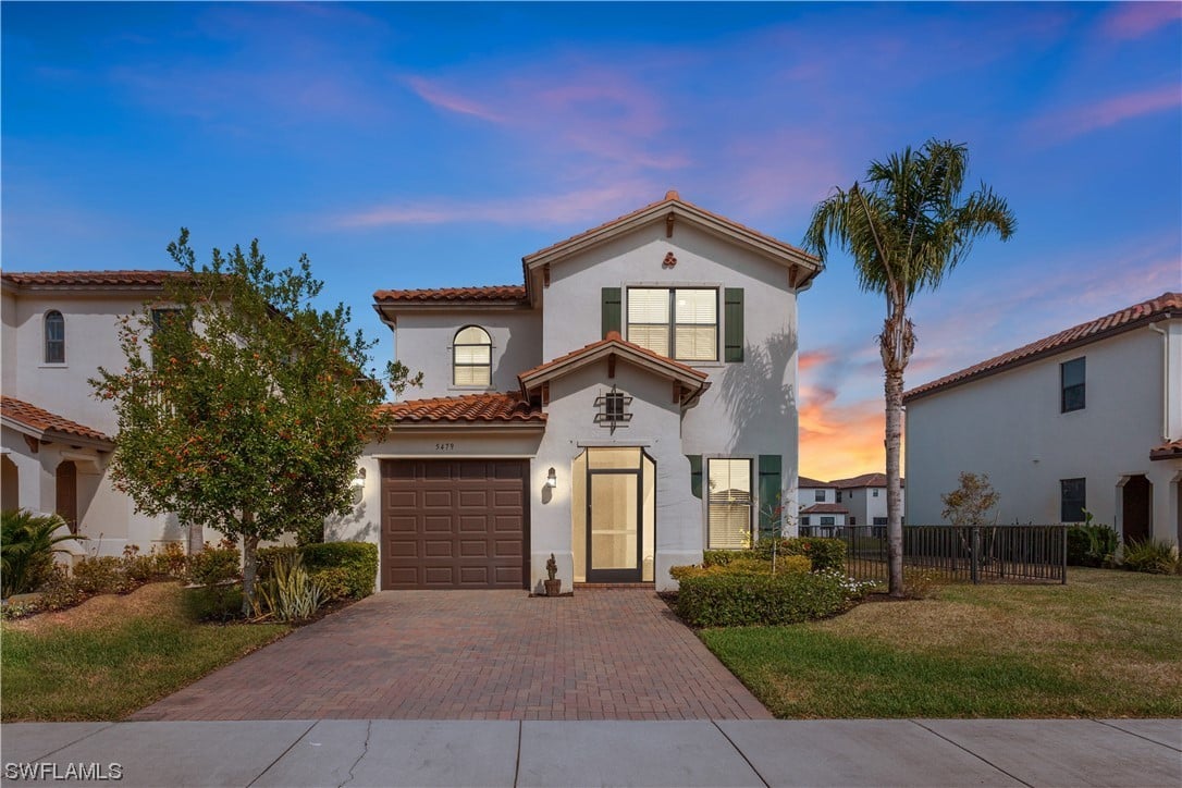 5479 Cameron Dr