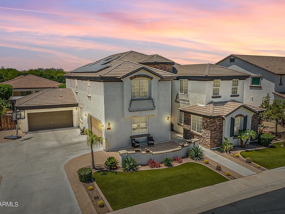 4682 S ONYX DR
