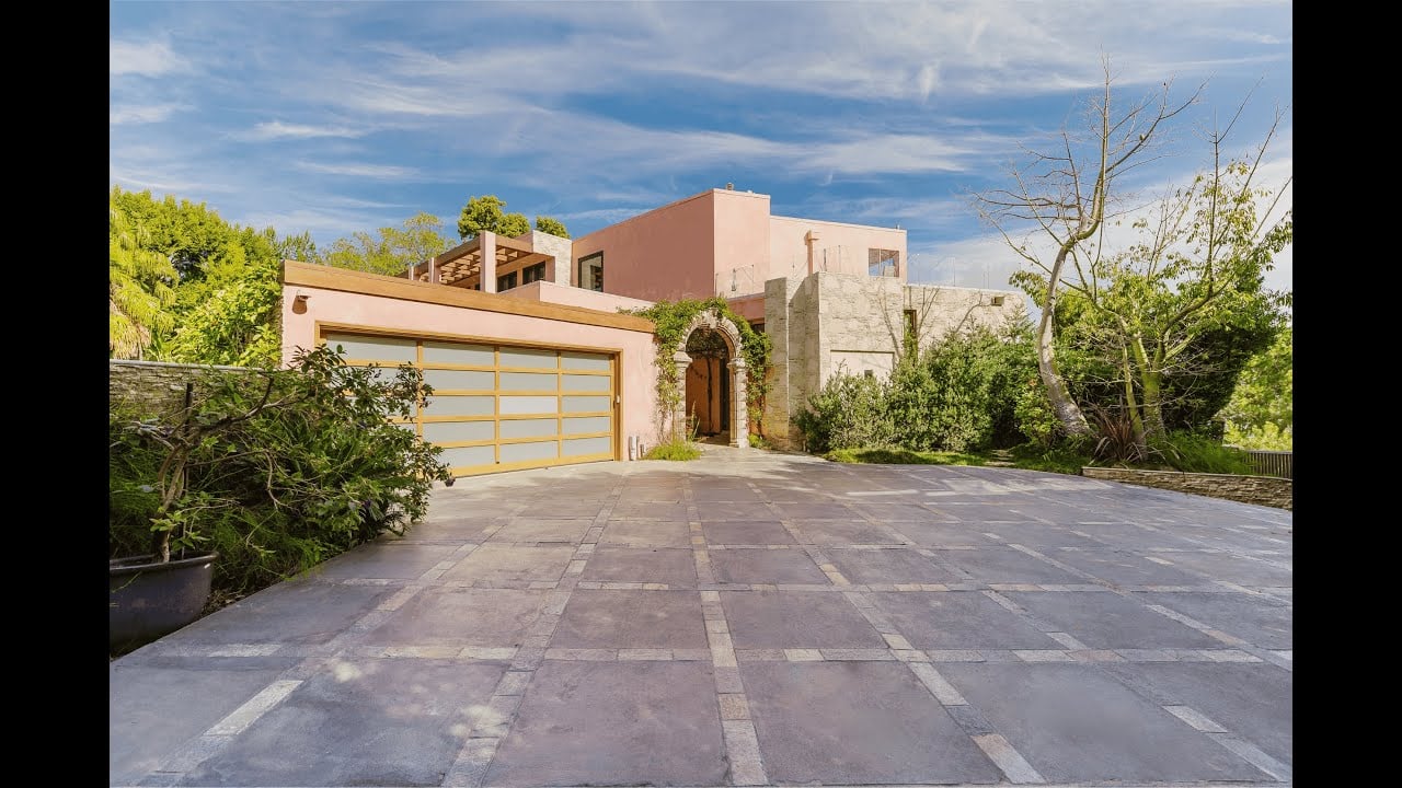 1111 Bel Air Place - Dennis DeWalt