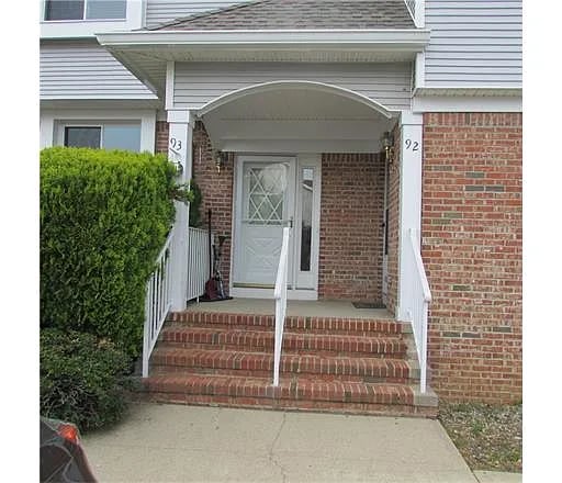 93 Jamie Ct