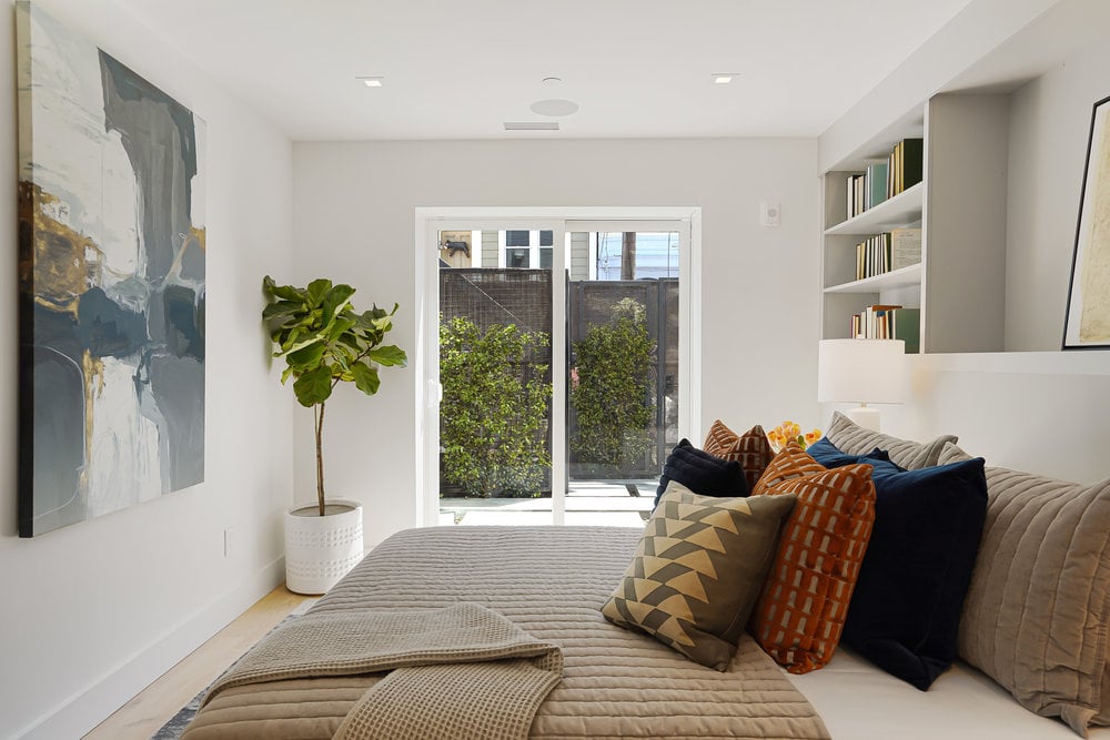 2853-2855A Folsom Street
