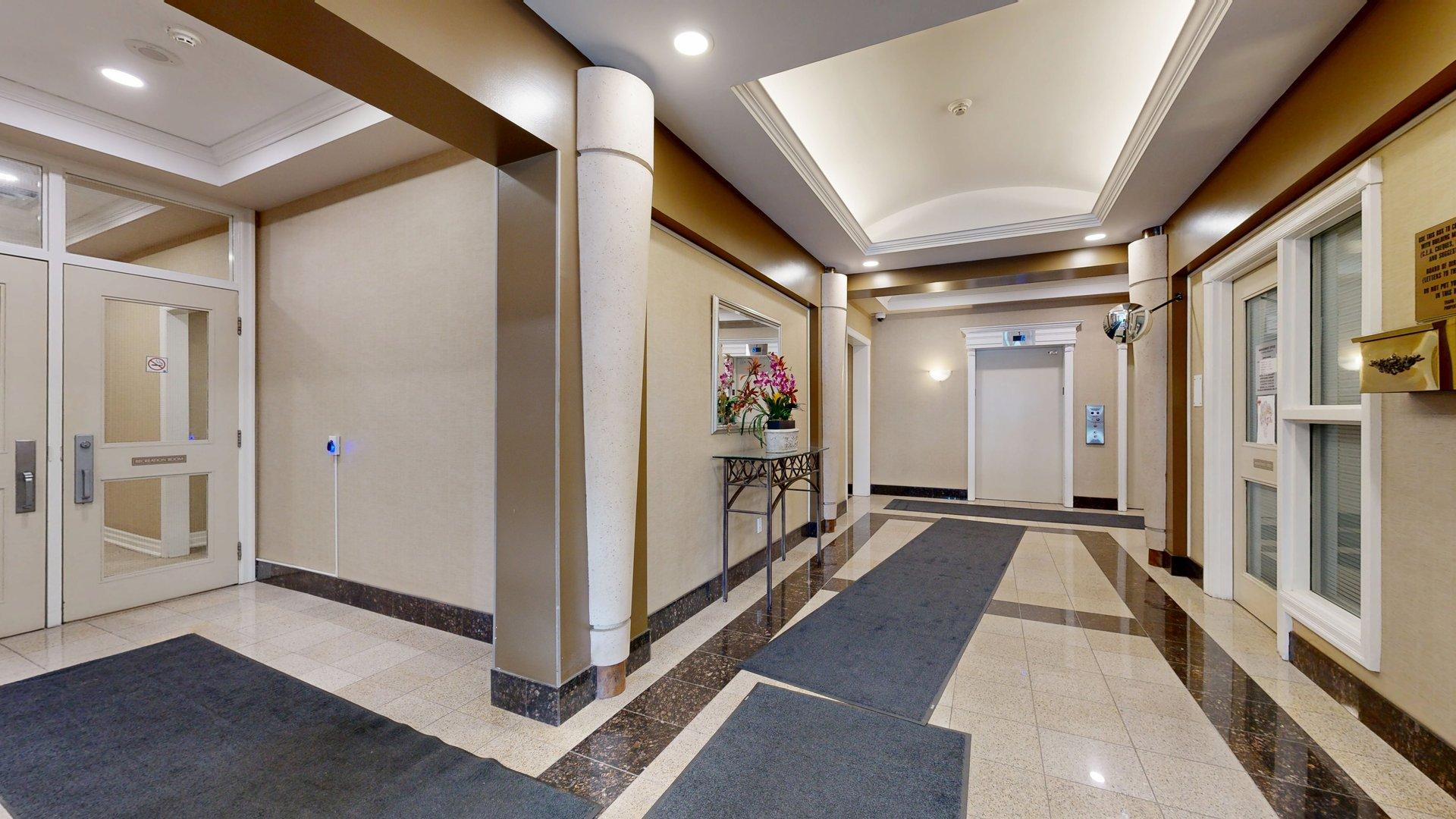 850 Steeles Avenue W Unit: 709