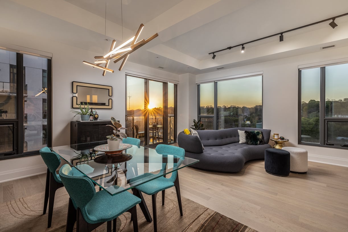 A Grande Penthouse In The Annex