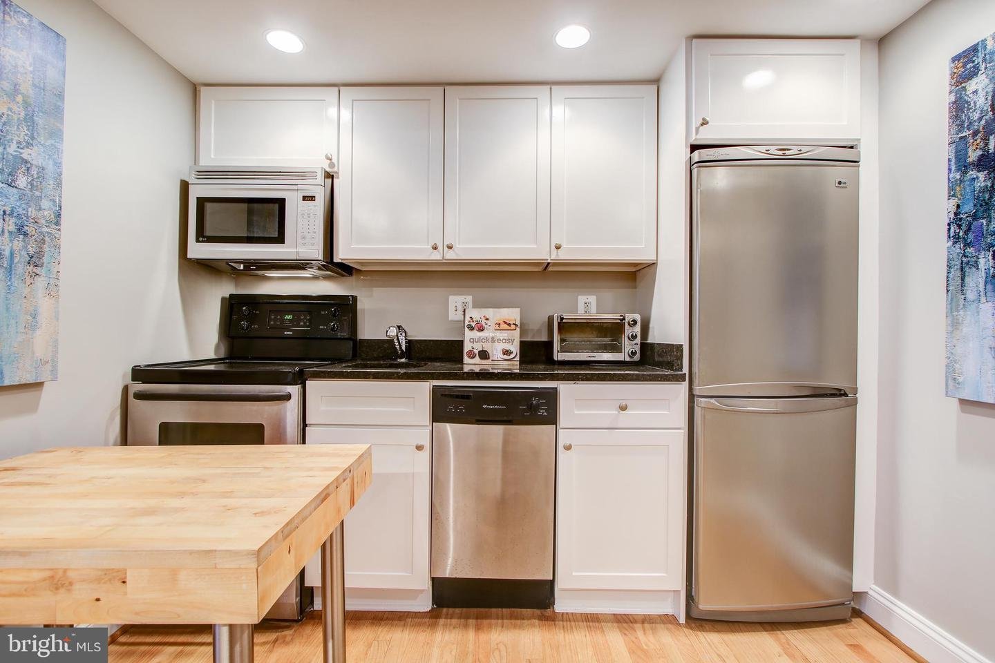1701 16th St NW #304
