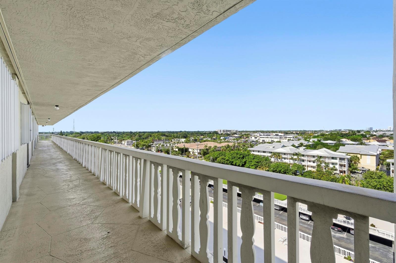801 Lake Shore Drive #817