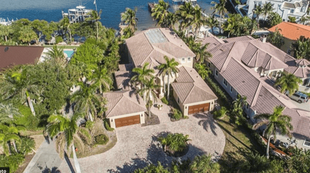 646 Lakeside Harbour