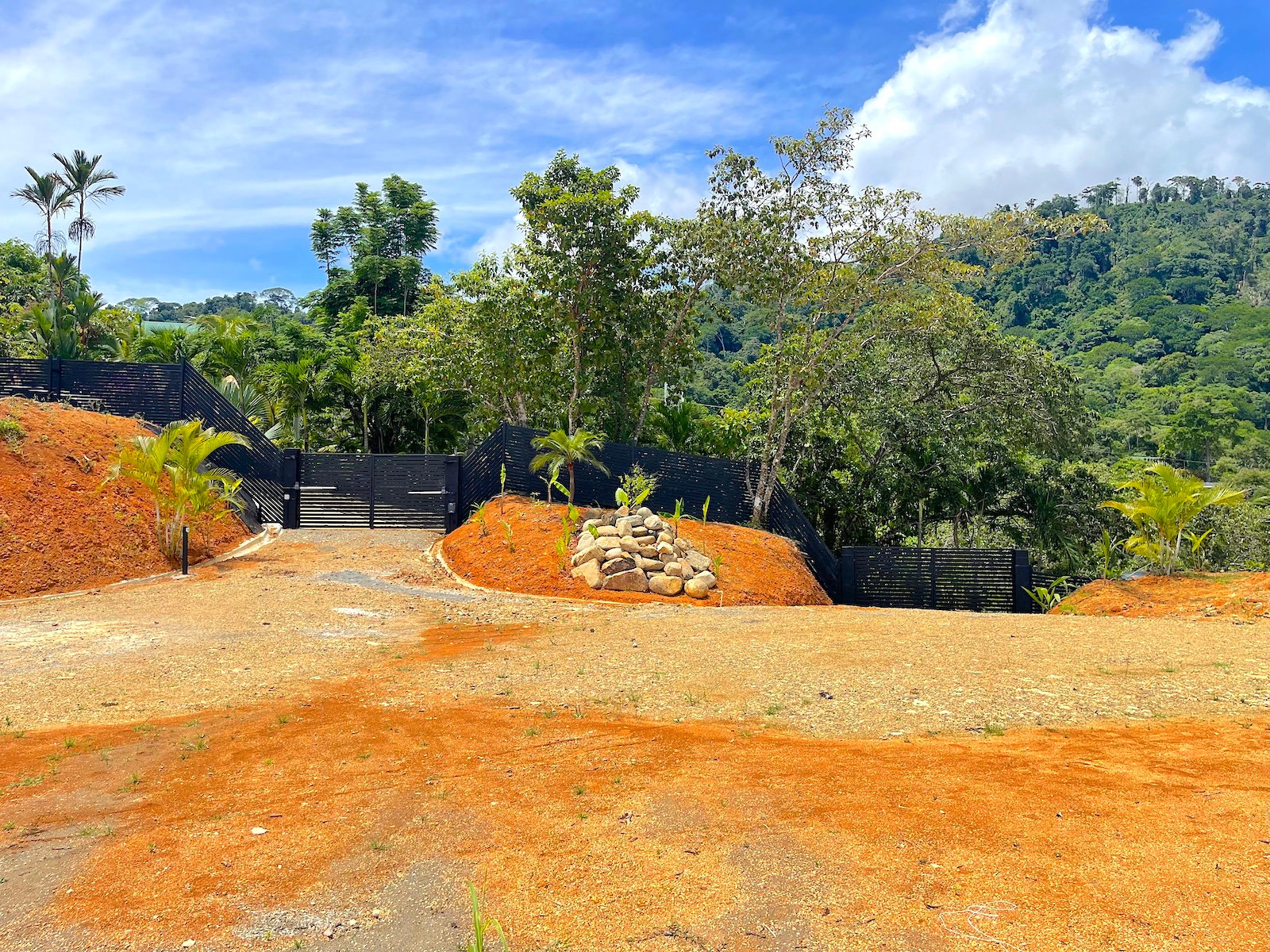 READY TO BUILD – EPIC OCEAN, ISLANDS, & MOUNTAIN VIEW PROPERTY