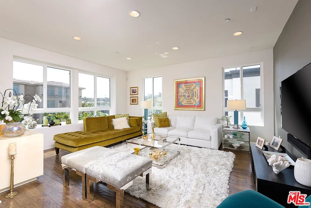 12875 Runway Rd, Apt 5