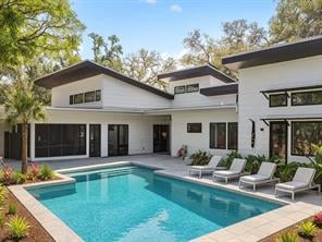 1600 Barton Hills 