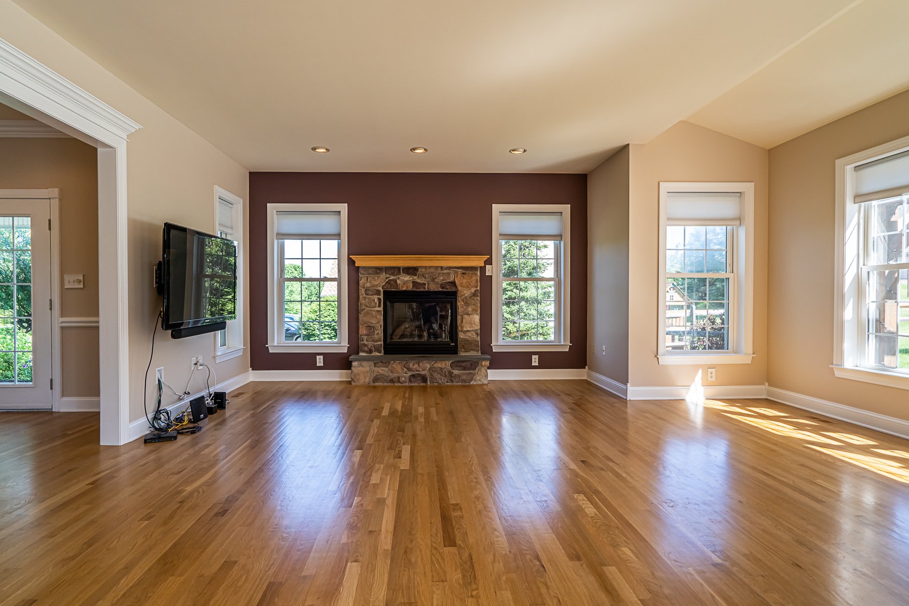 2237 Apple Road