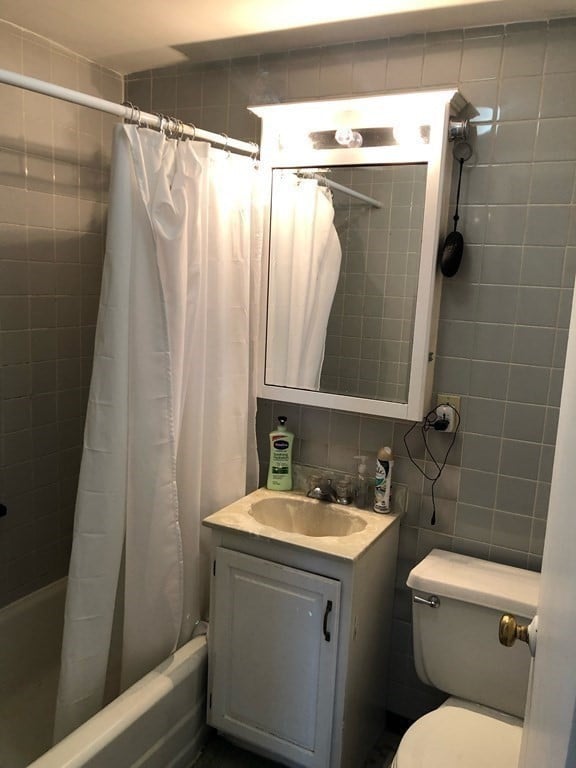 4 Commonwealth Ct, #18