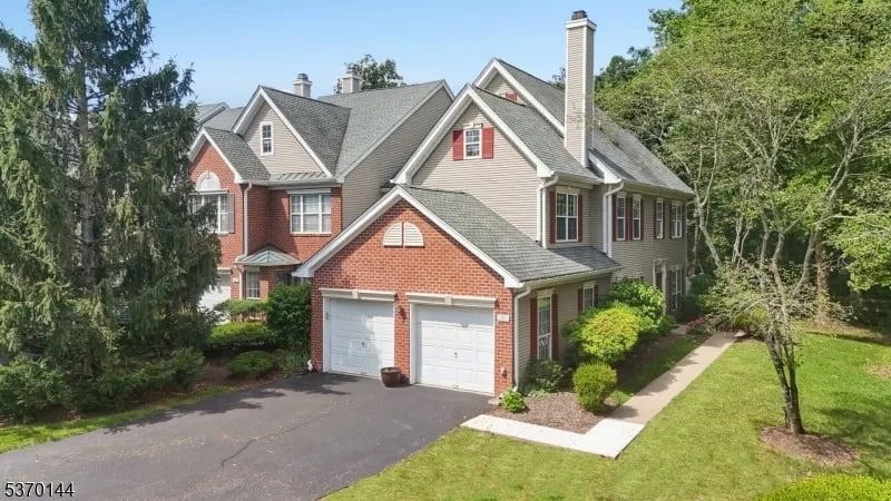 111 S Branch Dr