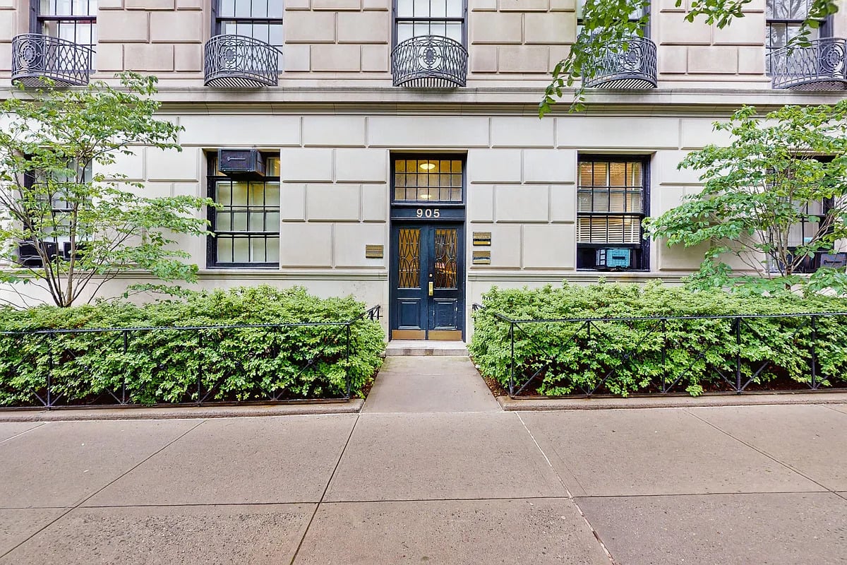 905 5th Ave | Unit 1AD