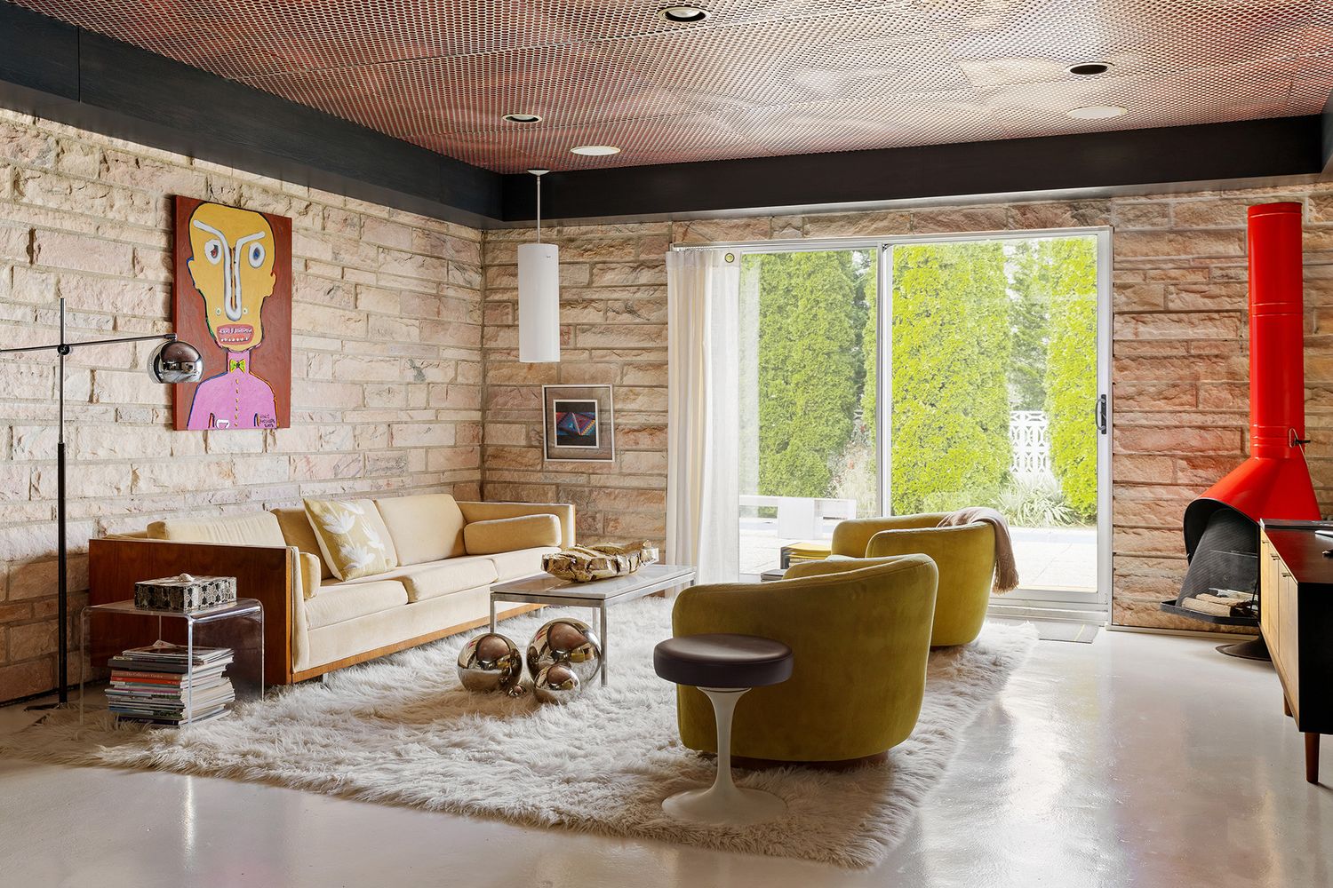 A Modern Village Retreat with Water Views to Connecticut