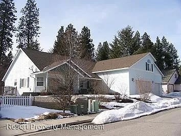 2857 N Sugar Pines Dr