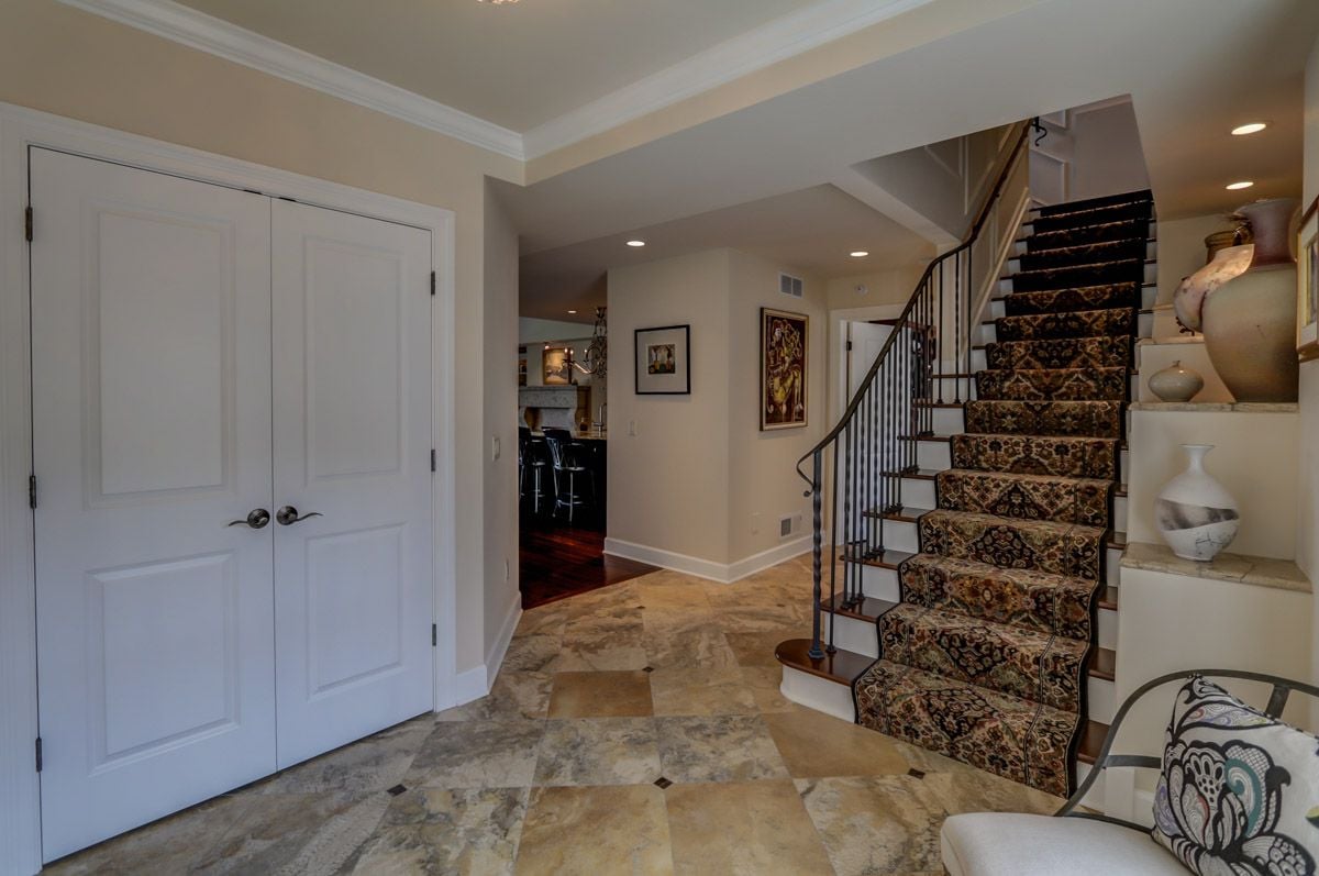 Exclusive Offering: Loraine Penthouse #1007