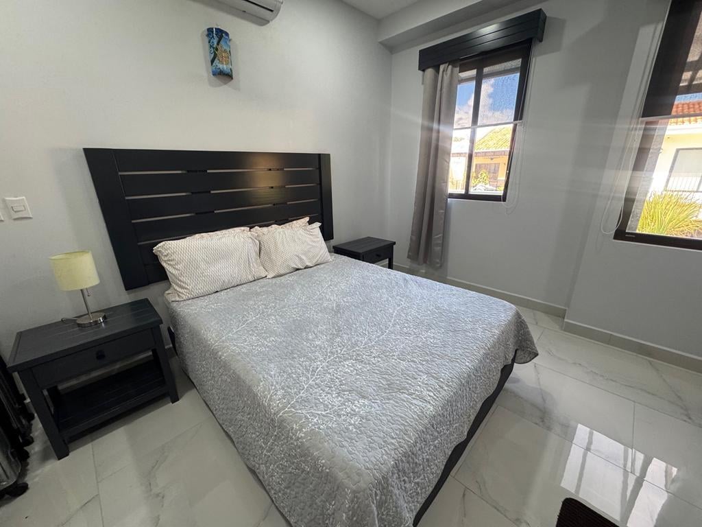 3-Bed Coastal Villa – Marina Access