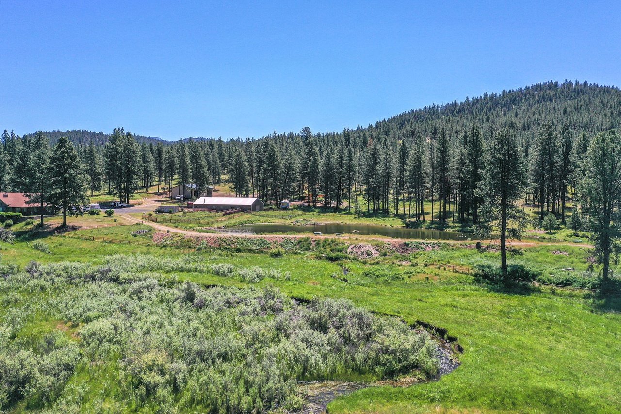 27020 NE Old Wolf Creek Rd