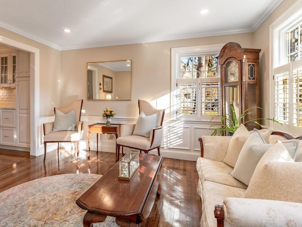 15 Canterbury Rd