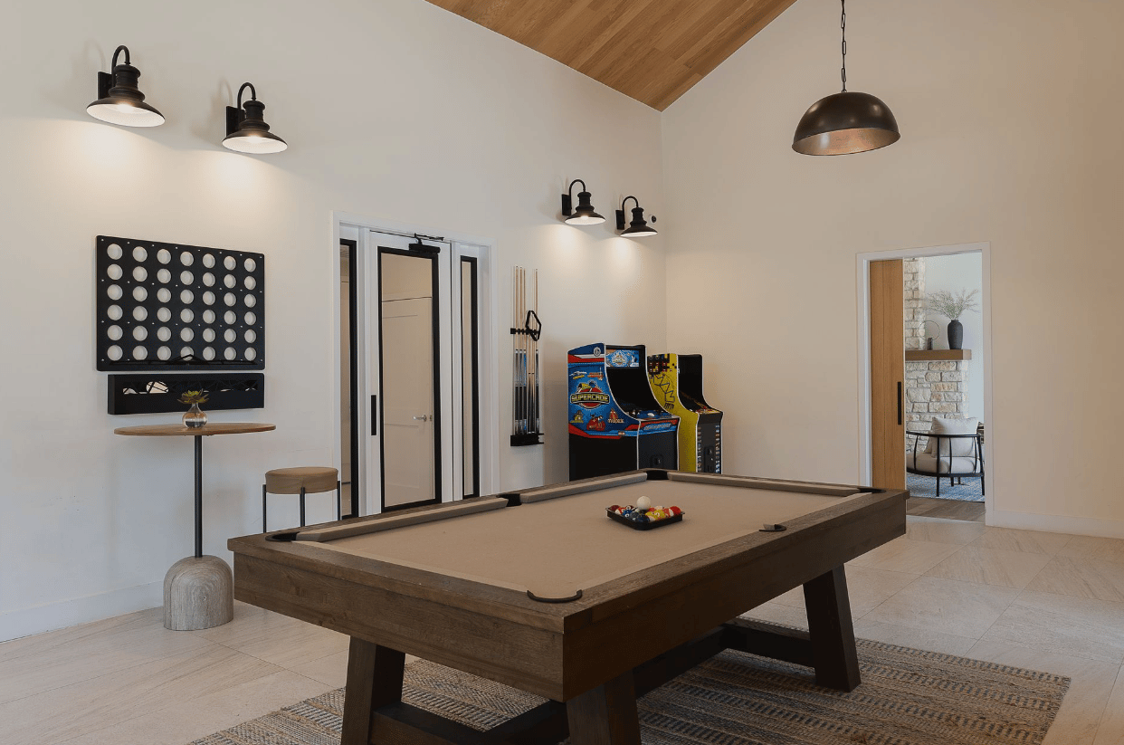 Receive 12 Weeks FREE When You Move-In By 11/30!