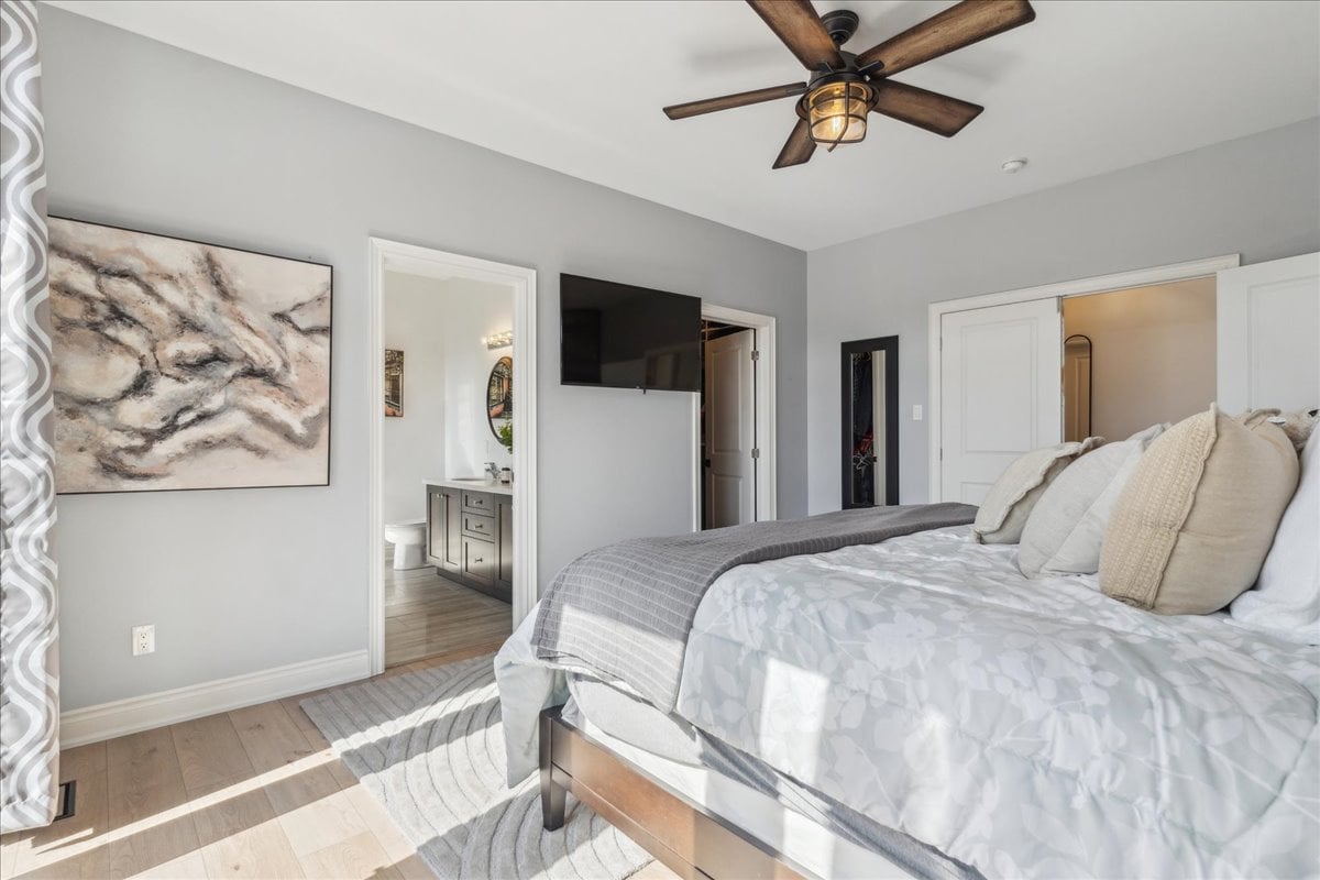 16 Goodwood St, Uxbridge