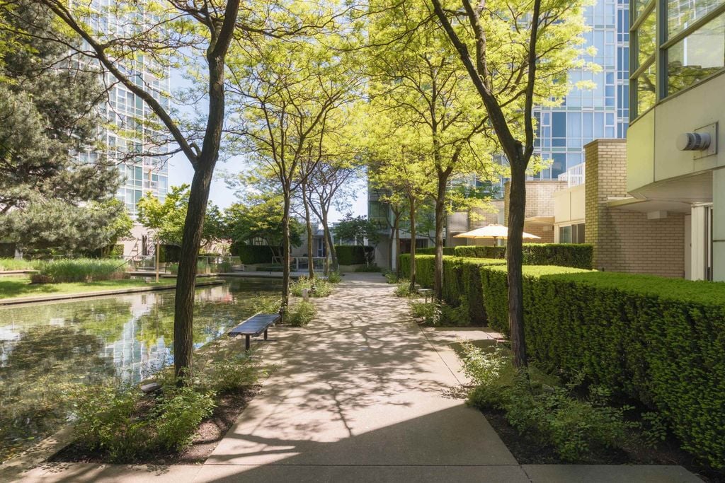 1077 Marinaside Cres, #2106