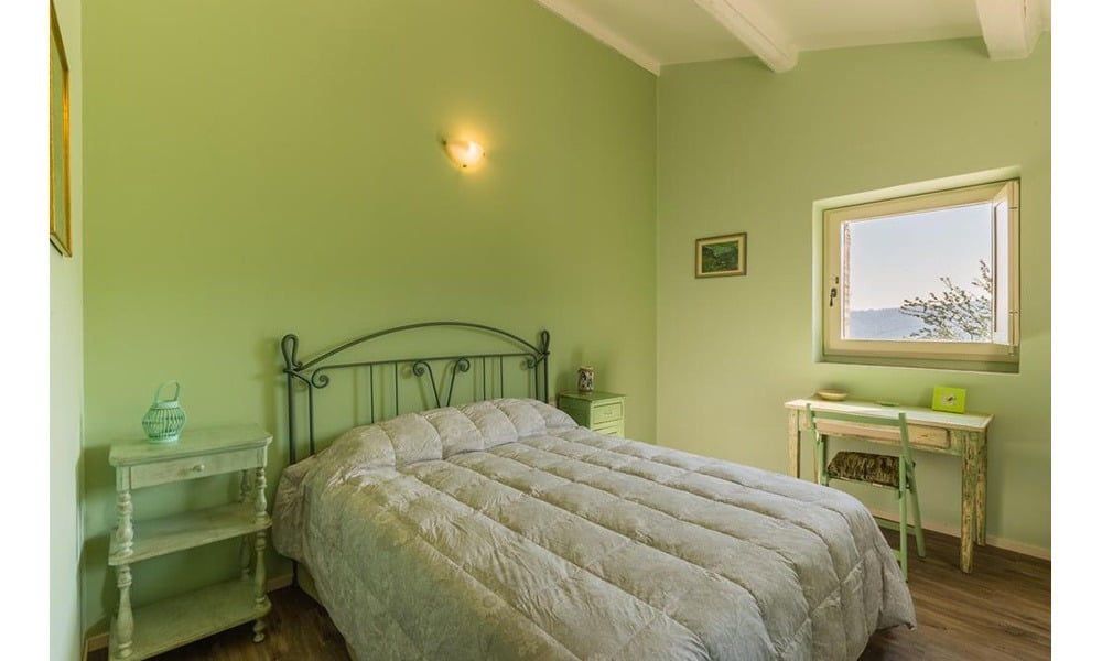 Beautiful Stone Farmhouse in Fossombrone
