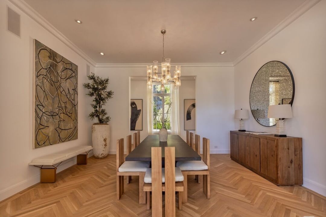 Opulent Serene