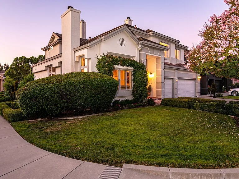 506 De Carli Ct