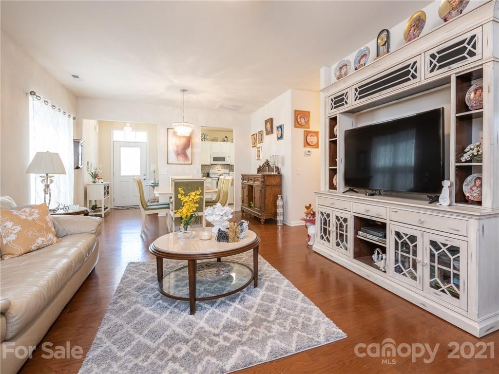 23076 Whimbrel Cir