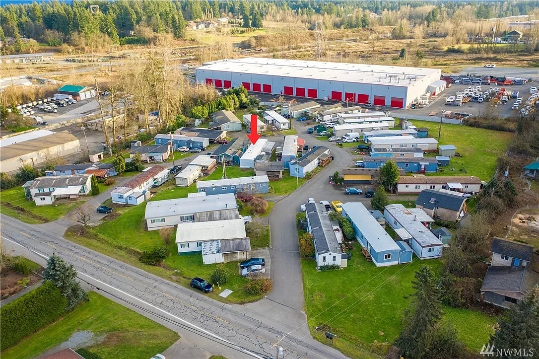 8730 206th St SE TRAILER 27