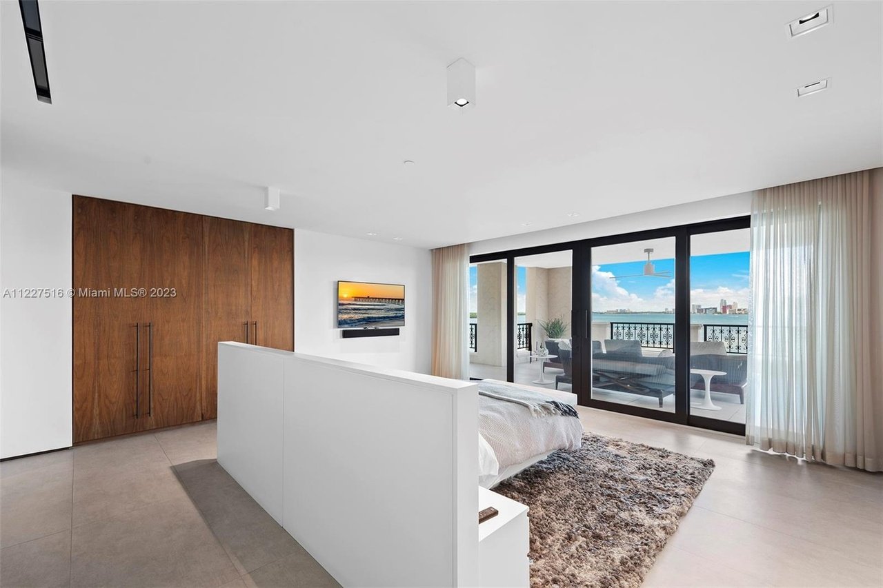 5373 Fisher Island Dr #5373