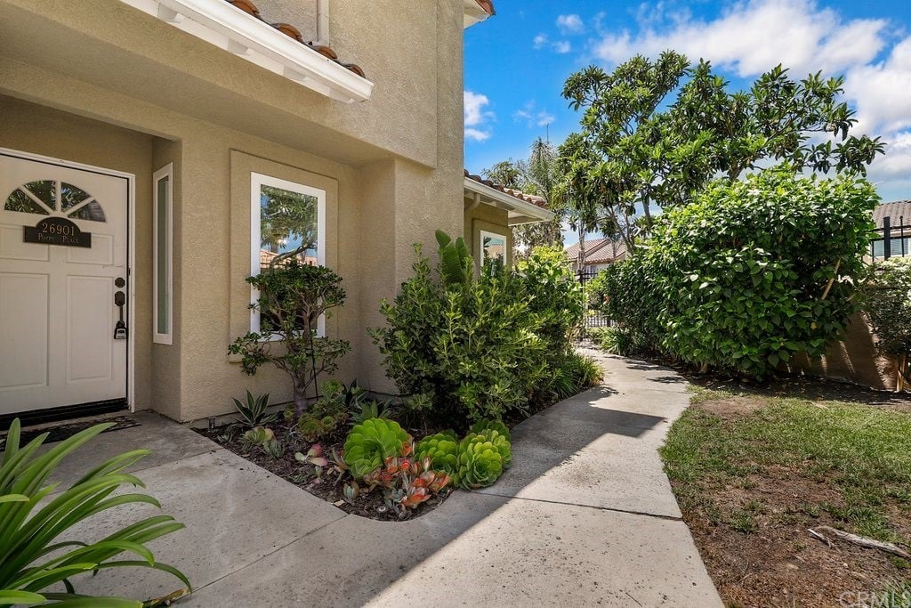 26901 Poppy Pl