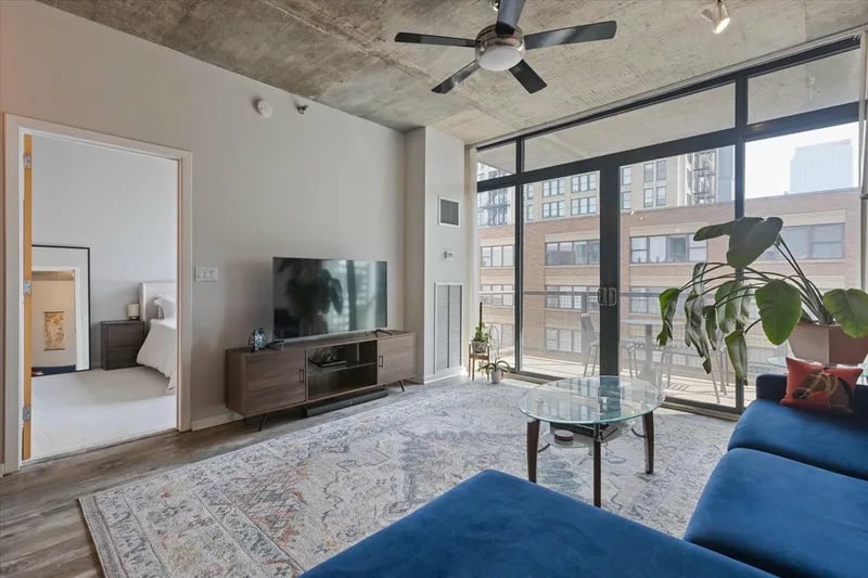321 S Sangamon St # 508