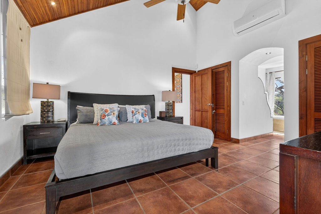 Casa de Estrellas | Elegant 4BR Ocean View Home in Pacific Heights, Potrero