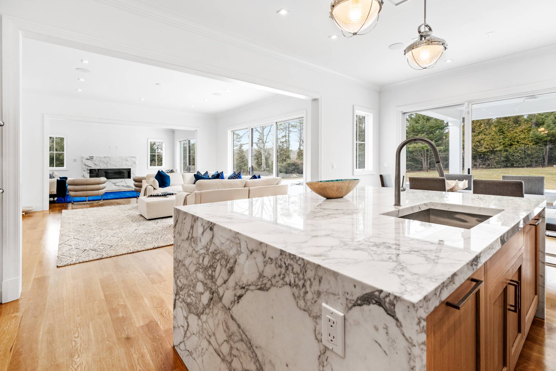 51 Arbutus