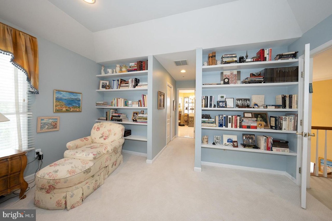 1109 Riverview Ln