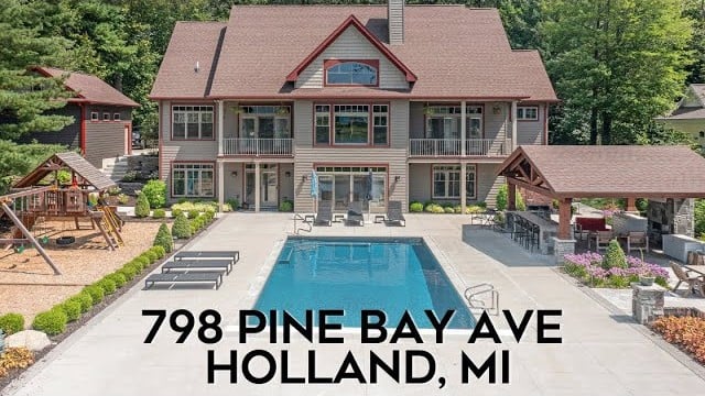 798 Pine Bay Ave, Holland MI 49424