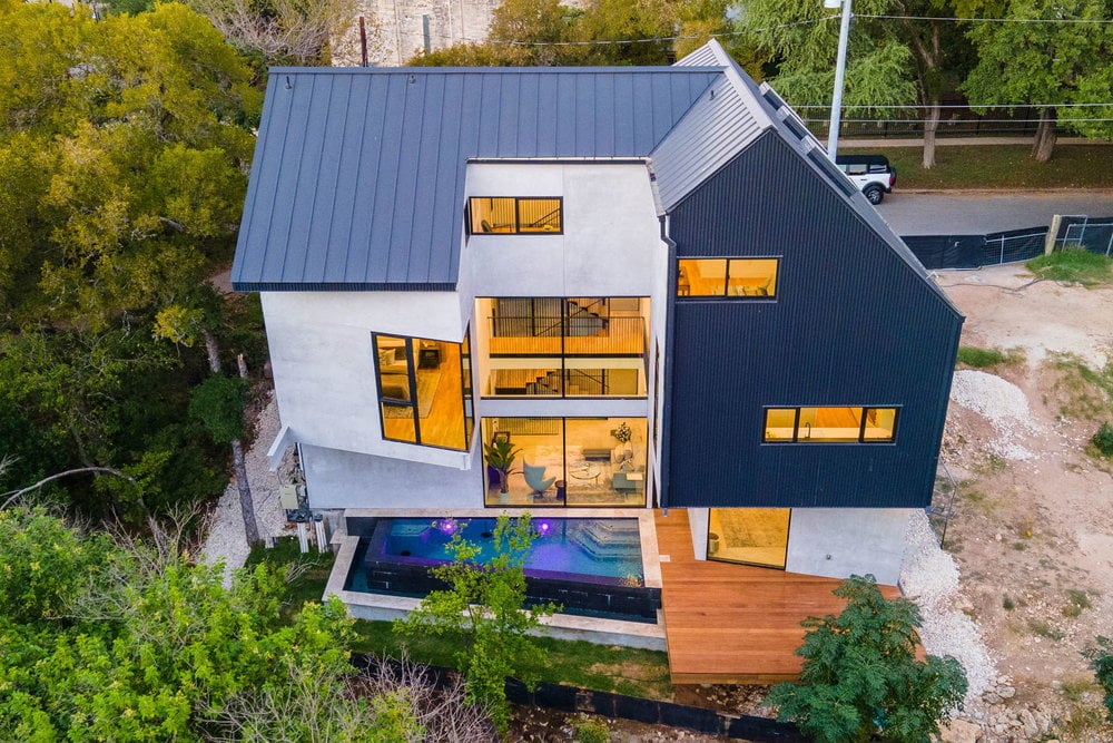 Luxury on Shoal Creek 
