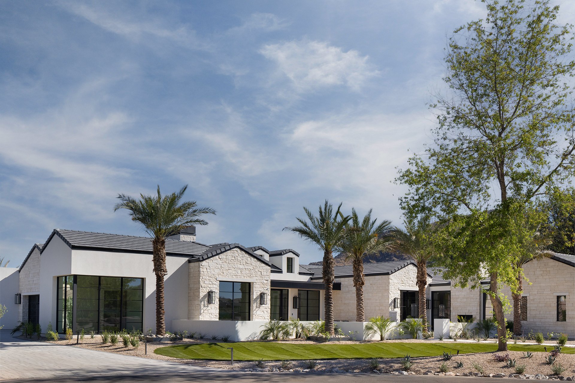 5717 E VIA LOS RANCHOS