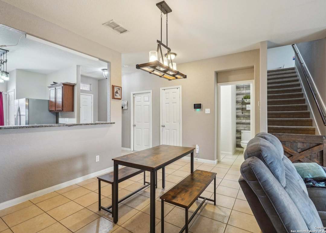 6714 Luckey Tree